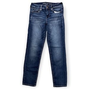 AEO skinny jeans size 10 dark wash